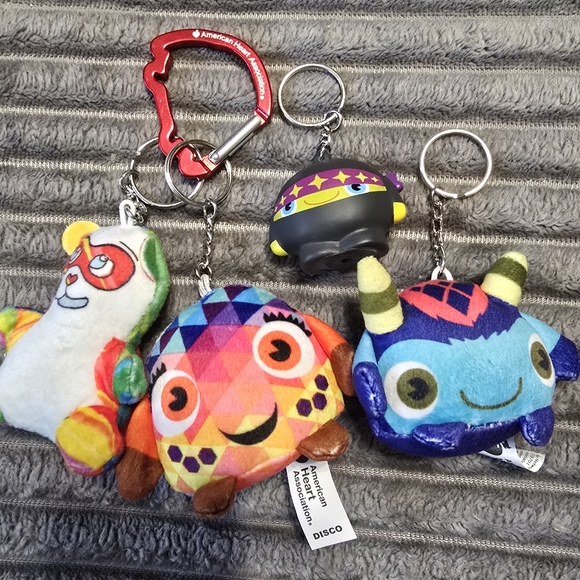 EUC American Heart Association reward keychains - Picture 3 of 8